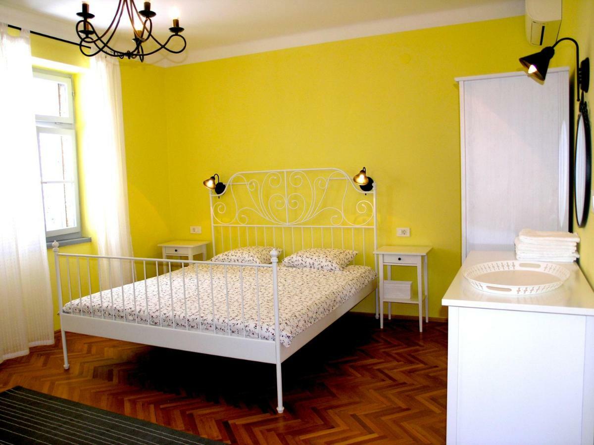 Holiday Home Lija Center Rab Town Exterior photo