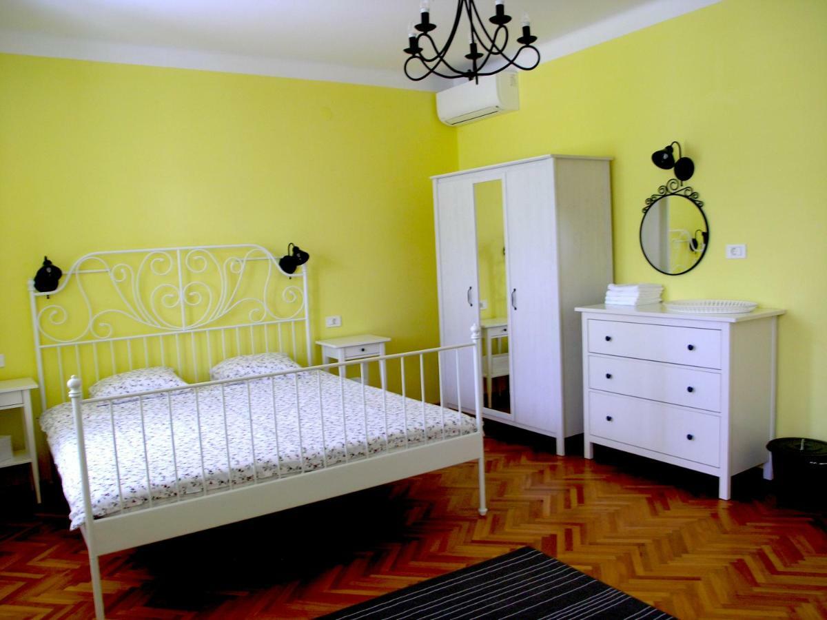 Holiday Home Lija Center Rab Town Exterior photo